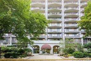 15 Stewart Place, Apt 3-D, White Plains, NY 10603
