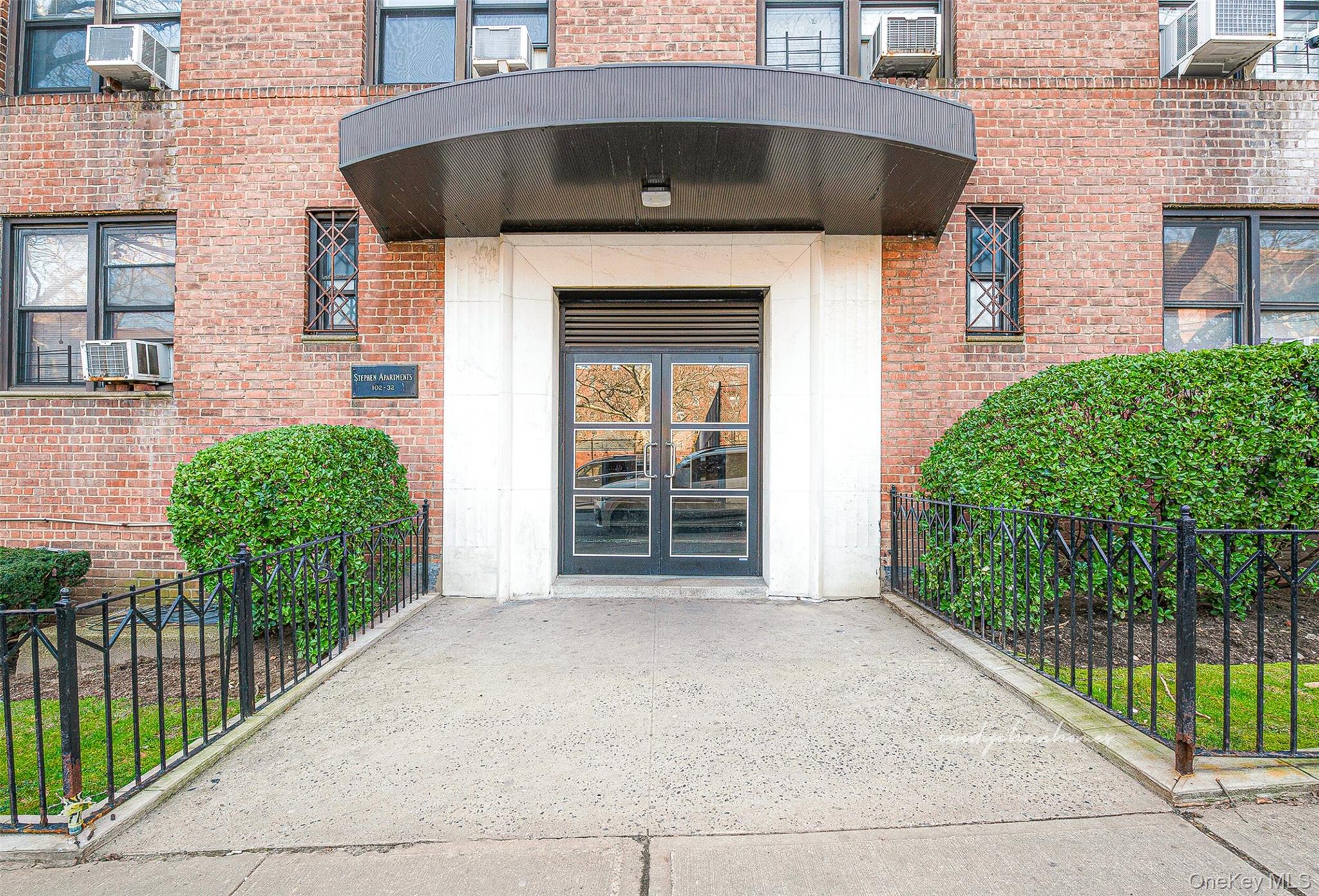 102-32 65th Avenue, Apt A44, Forest Hills, NY 11375