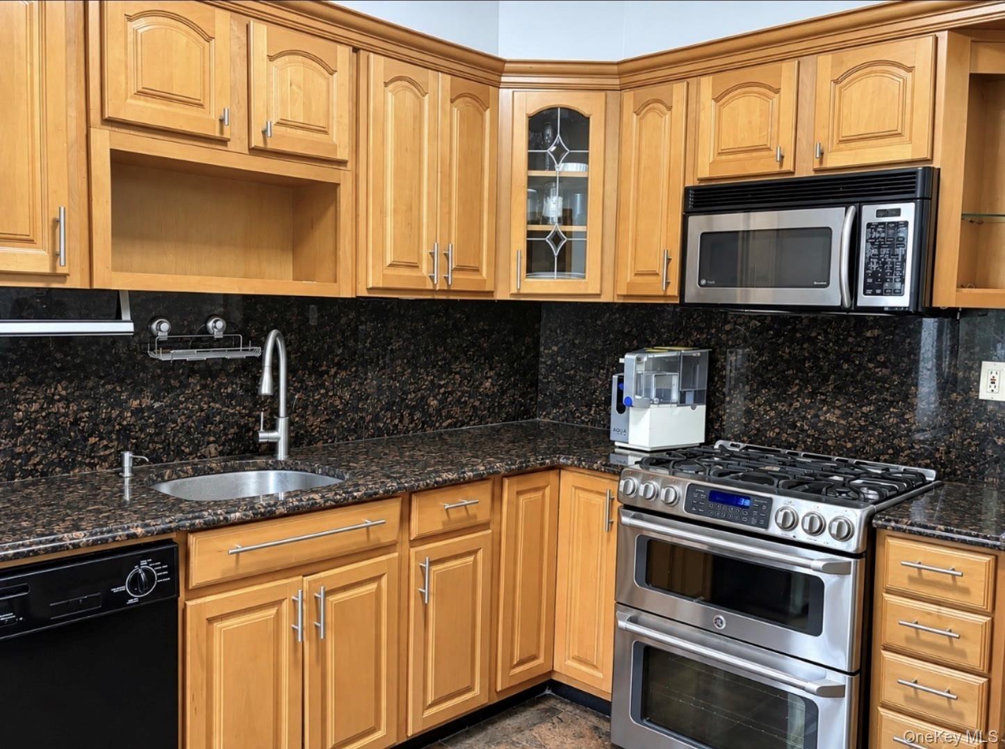 85-43 67th Drive, Apt 1, Rego Park, NY 11374