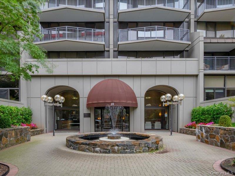 15 Stewart Place, Apt 6-D, White Plains, NY 10603