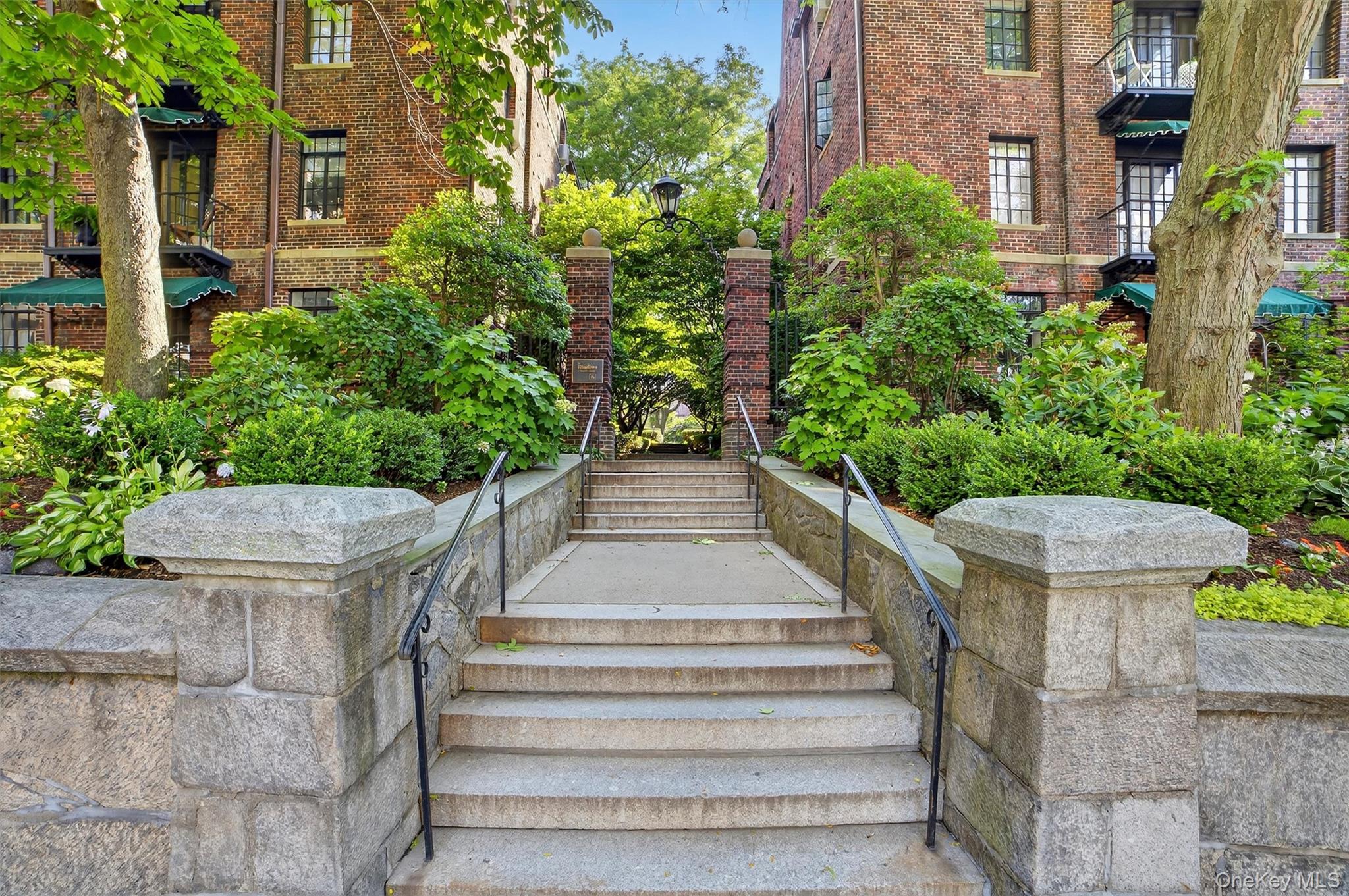 20 North Broadway, Apt G230, White Plains, NY 10601