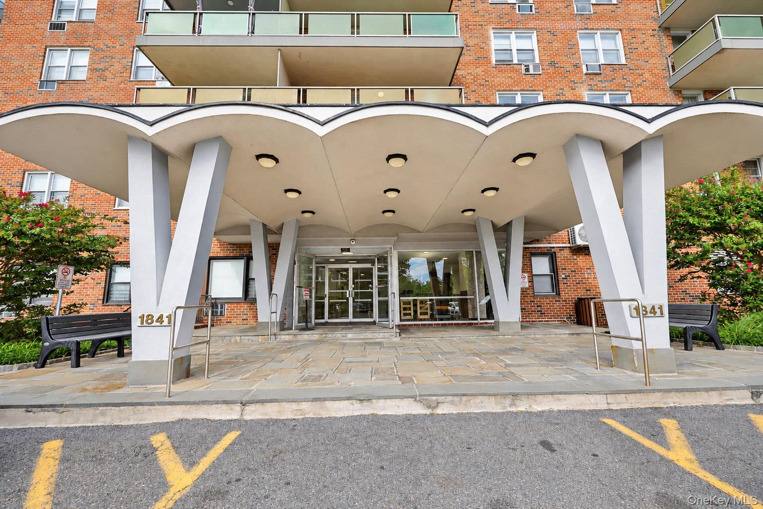 1841 Central Park Avenue, Apt 11-F, Yonkers, NY 10710