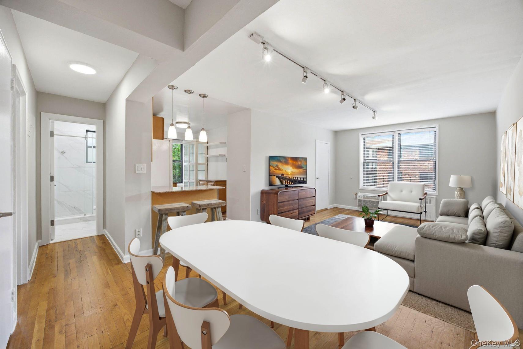 25-34 Crescent Street, Apt 2-K, Astoria, NY 11102