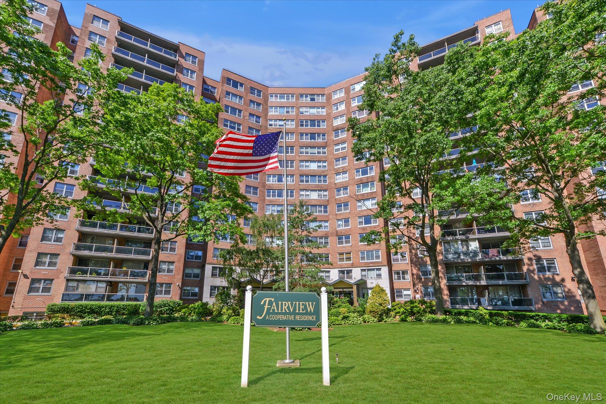 61-20 Grand Central Parkway, Apt C303, Forest Hills, NY 11375