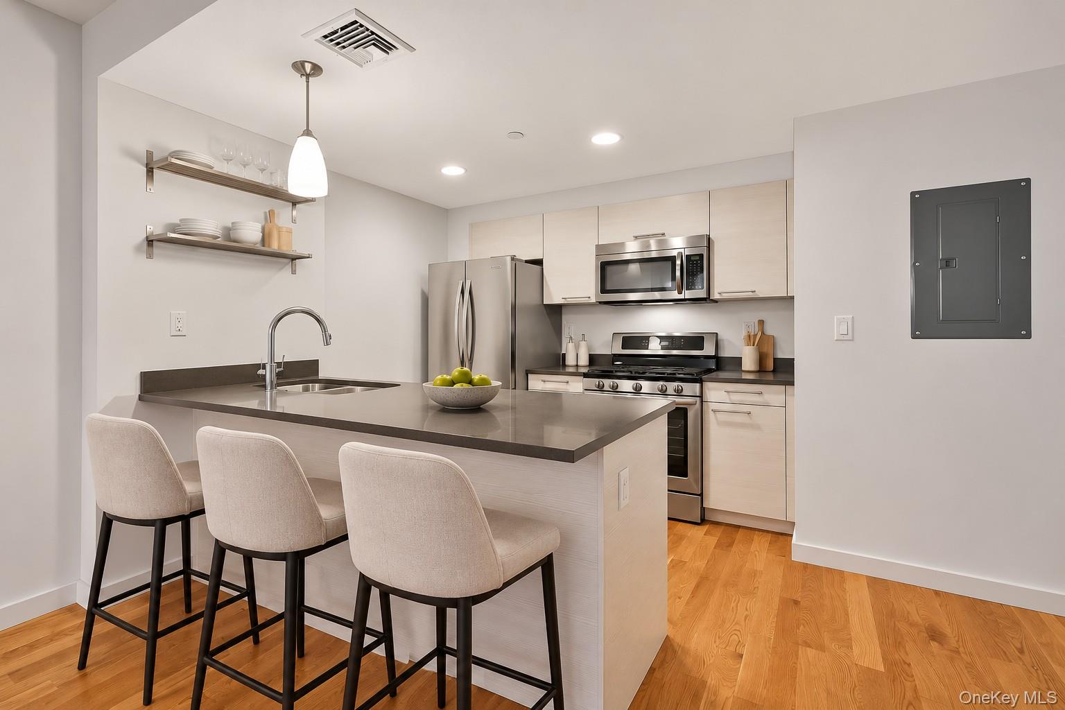 106-20 70th Avenue, Apt 2-C, Forest Hills, NY 11375
