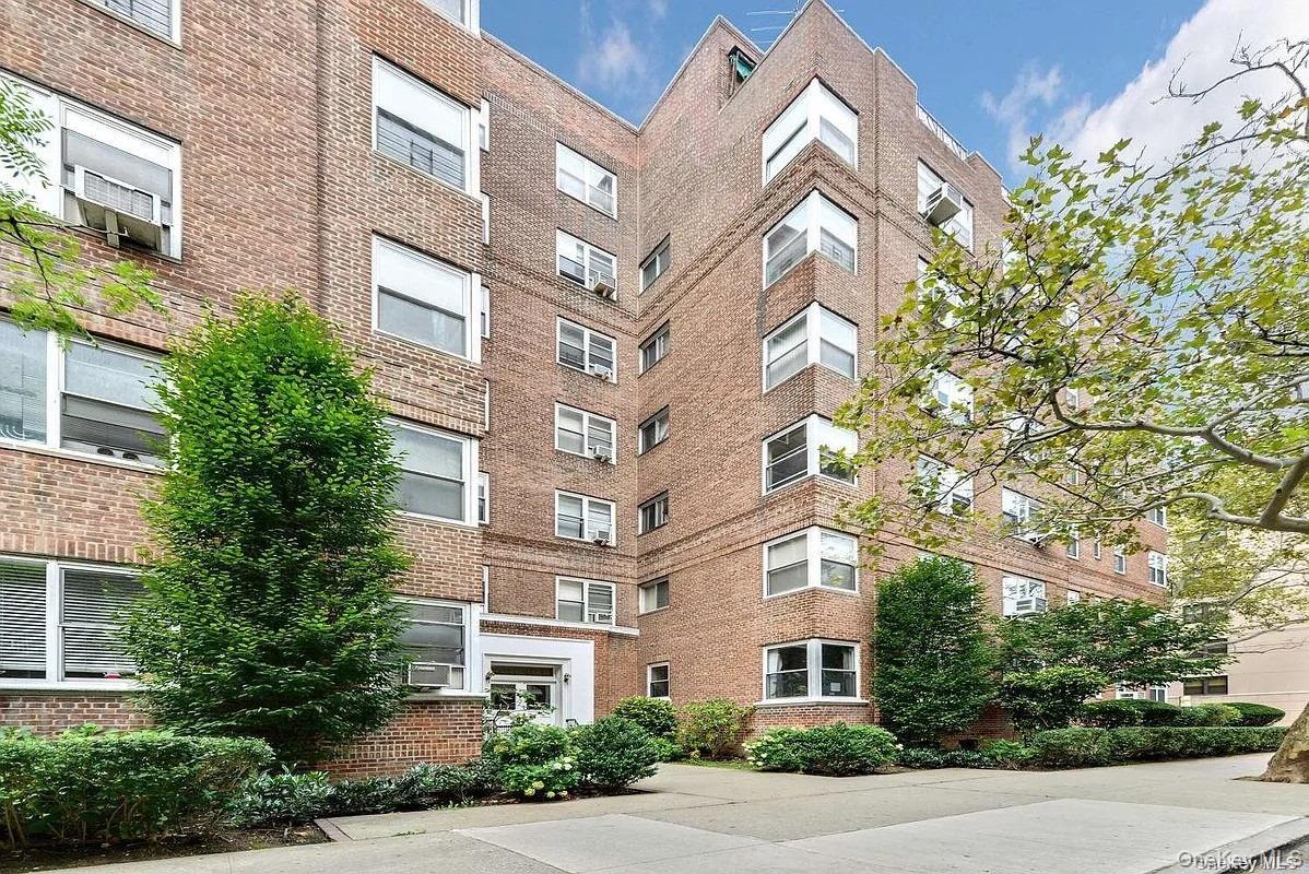 71-36 110th Street, Apt 6/H, Forest Hills, NY 11375