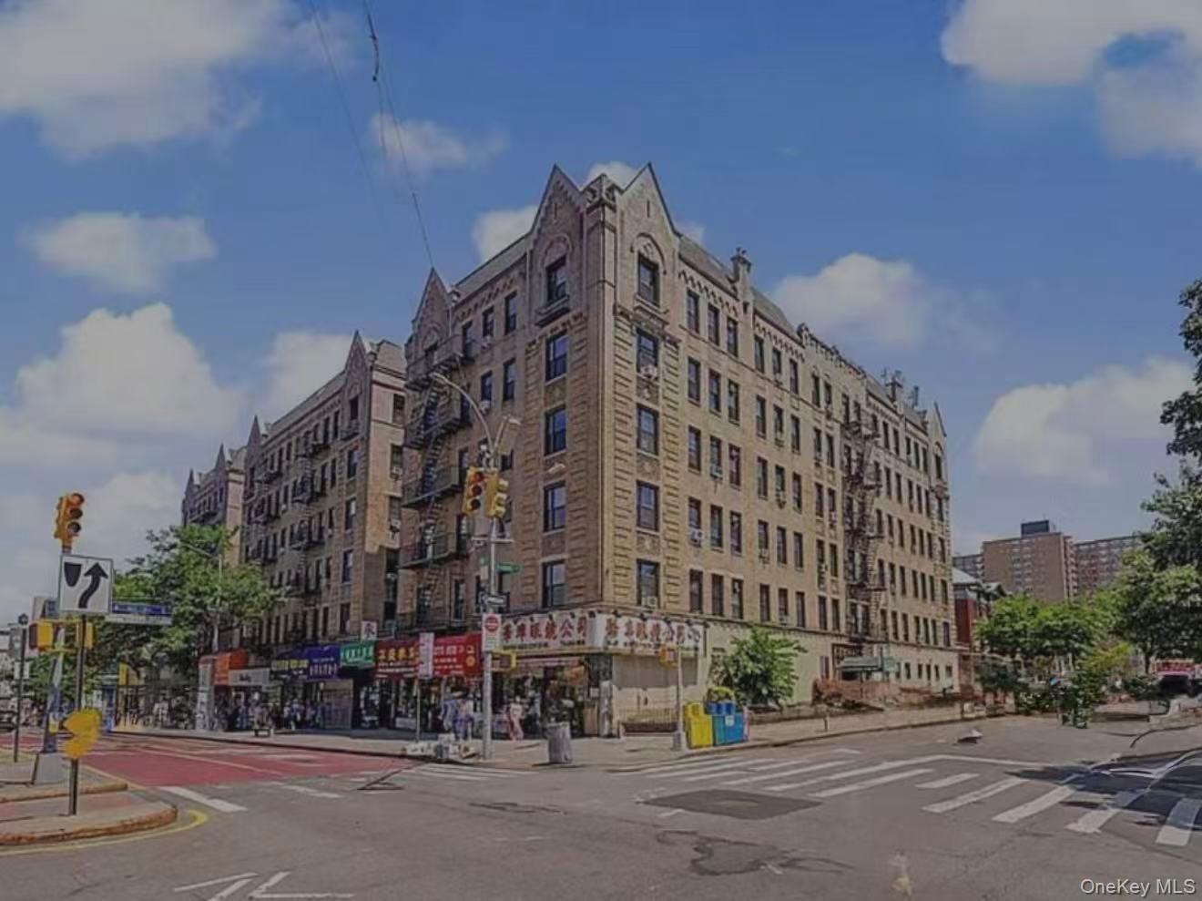 136-05 Sanford Avenue, Apt 4-O, Flushing, NY 11355