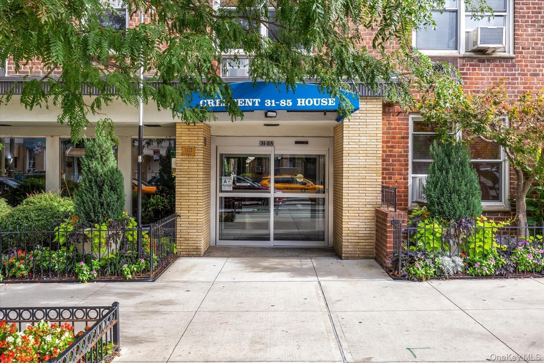 31-85 Crescent Street, Apt 516, Astoria, NY 11106