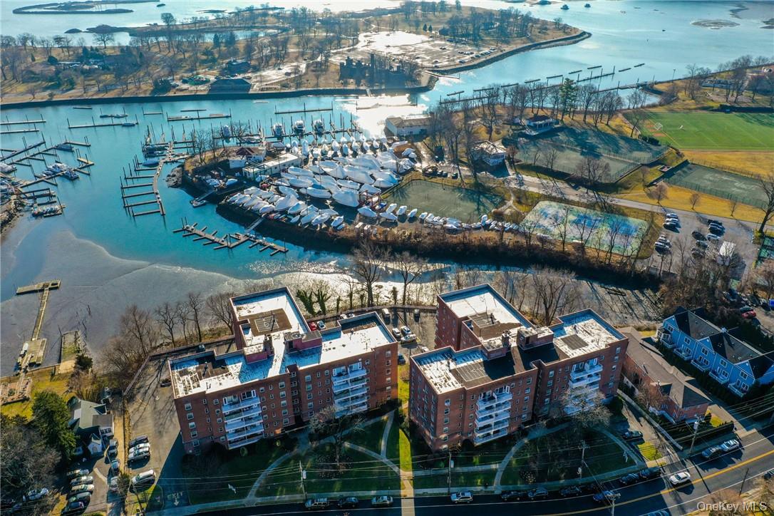 720 Pelham Road, Apt 4-J, New Rochelle, NY 10805