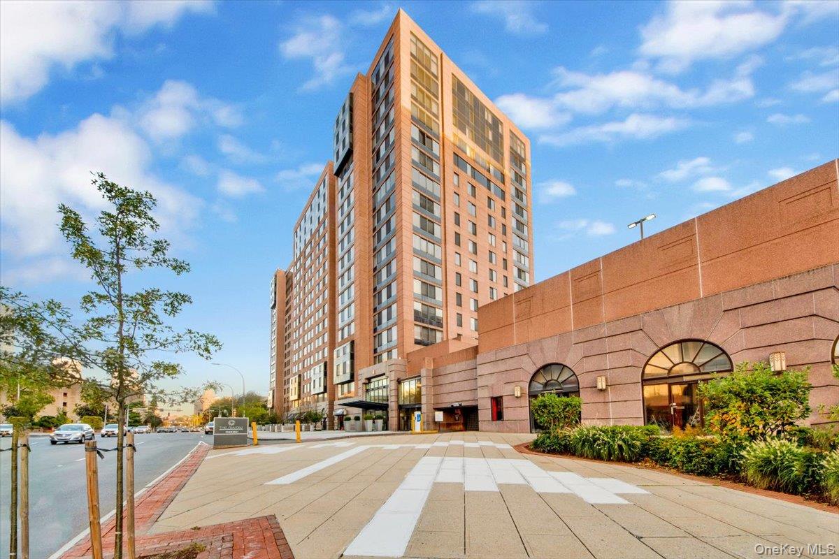 4 Martine Avenue, Apt 1507, White Plains, NY 10606