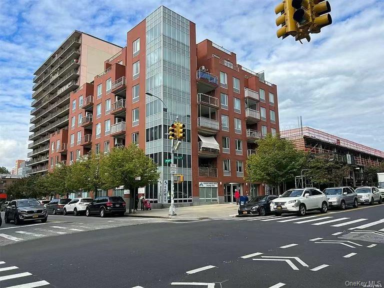 38-30 Parsons Boulevard, Apt PHC, Flushing, NY 11354