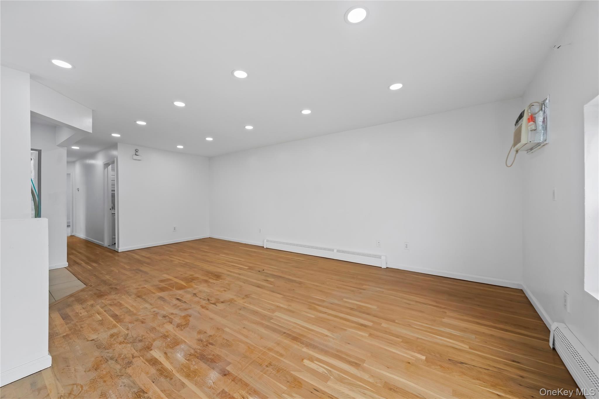 12689 Flatlands Avenue, photo 3