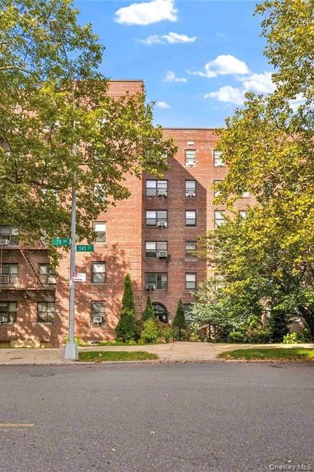 28-08 141ST Street, Apt 4-C, Flushing, NY 11354