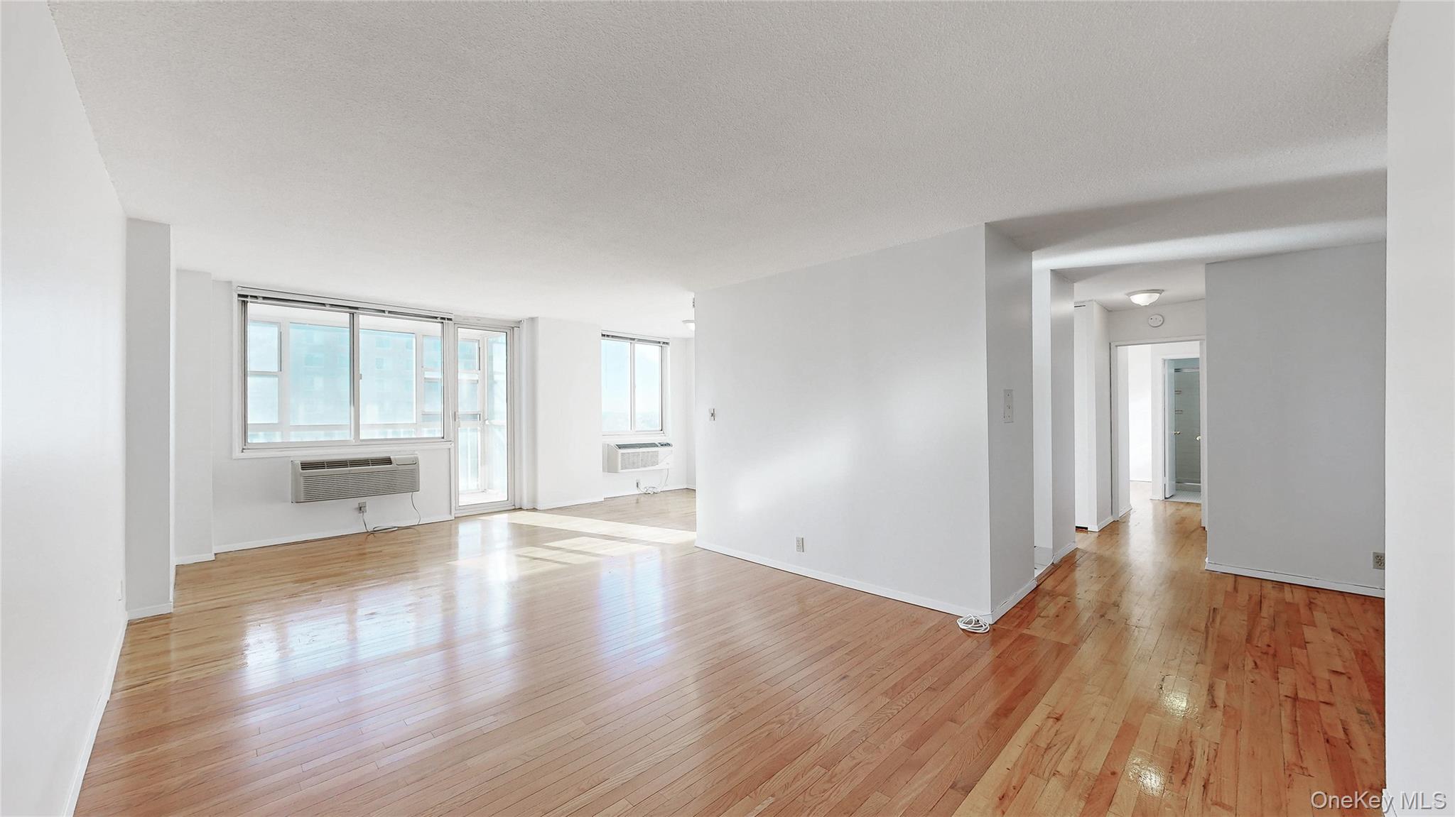 118-17 Union Turnpike, Apt #18K, Forest Hills, NY 11375