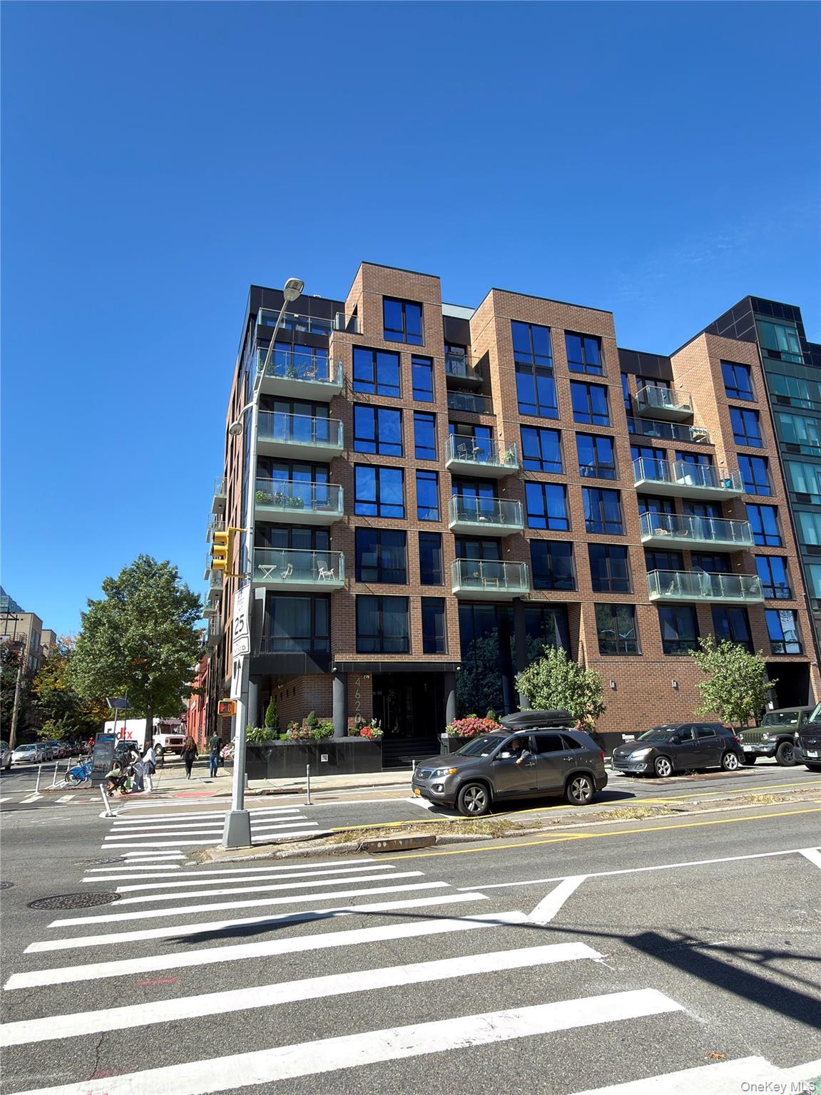 46-20 11th Street, Apt 4-G, Long Island City, NY 11101