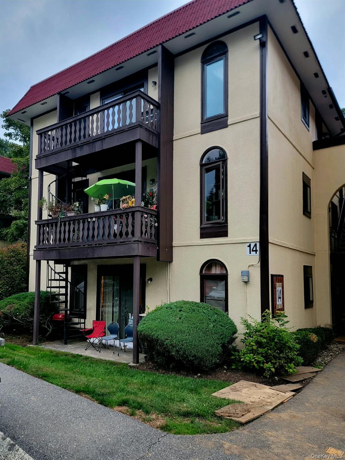 14 Granada Crescent, Apt 19, White Plains, NY 10603