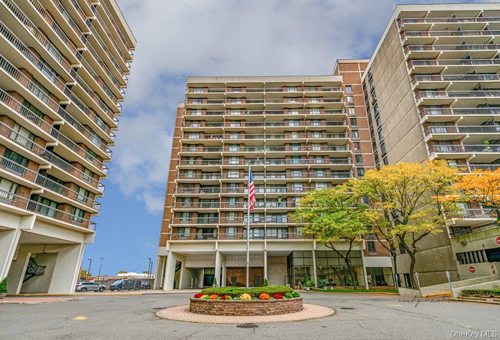 152-18 Union Turnpike, Apt 1-P, Flushing, NY 11367