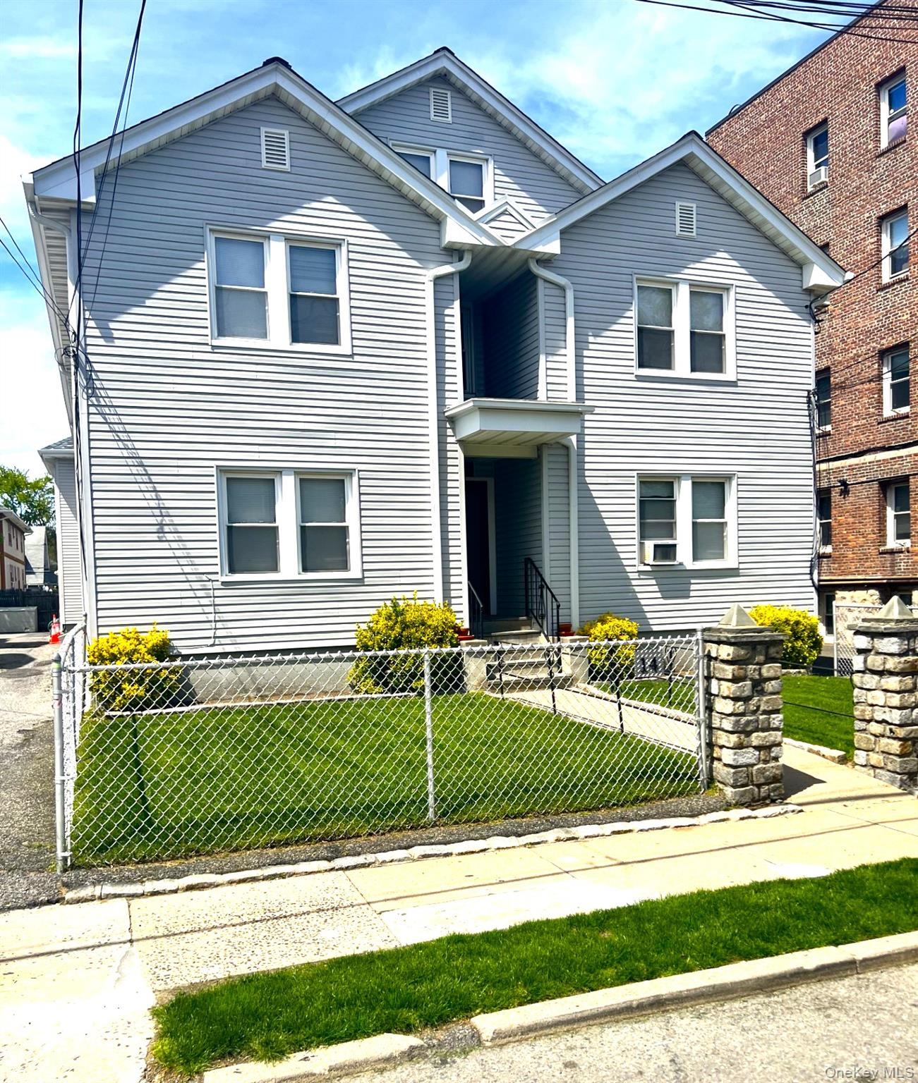 14 Minerva Place, Apt 6, White Plains, NY 10601