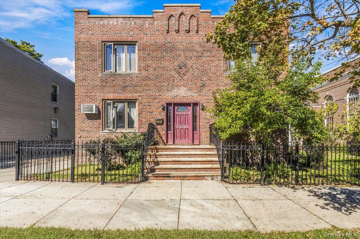 6409 Catalpa Avenue, Ridgewood, NY 11385