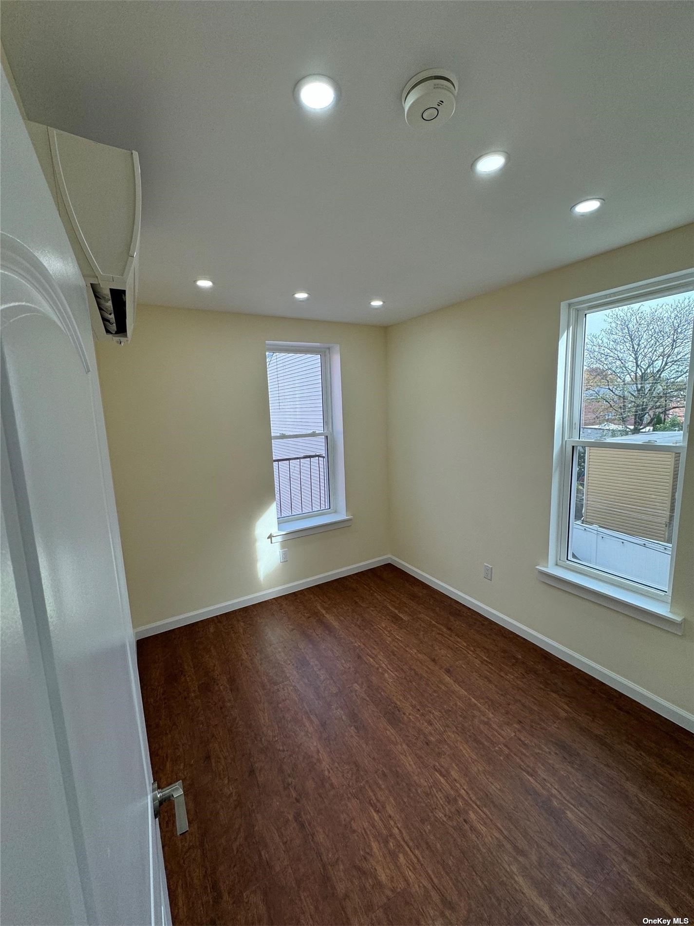 60-03 56th Road, photo 3
