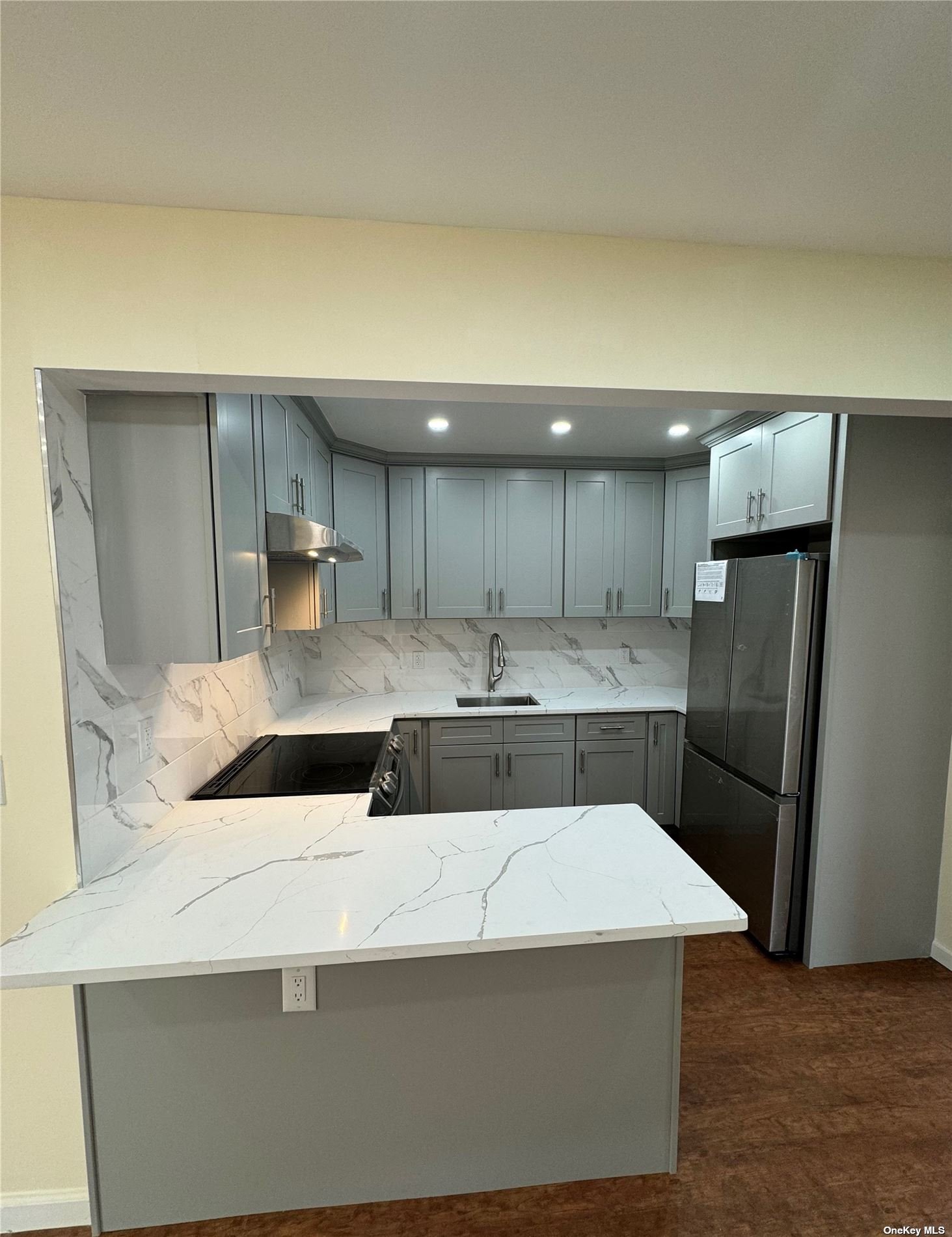 3 Bed apartment at 60-03 56th Road, Unit 3, Maspeth, photo 1 of 10