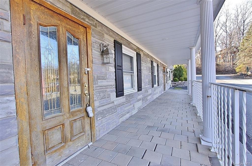 11 High Street Out of NYC Kingston City NY 12401