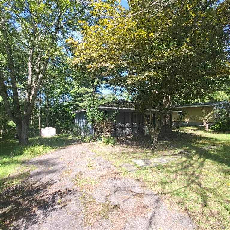 7 Hillcrest Road Out of NYC Fallsburg, NY 12779